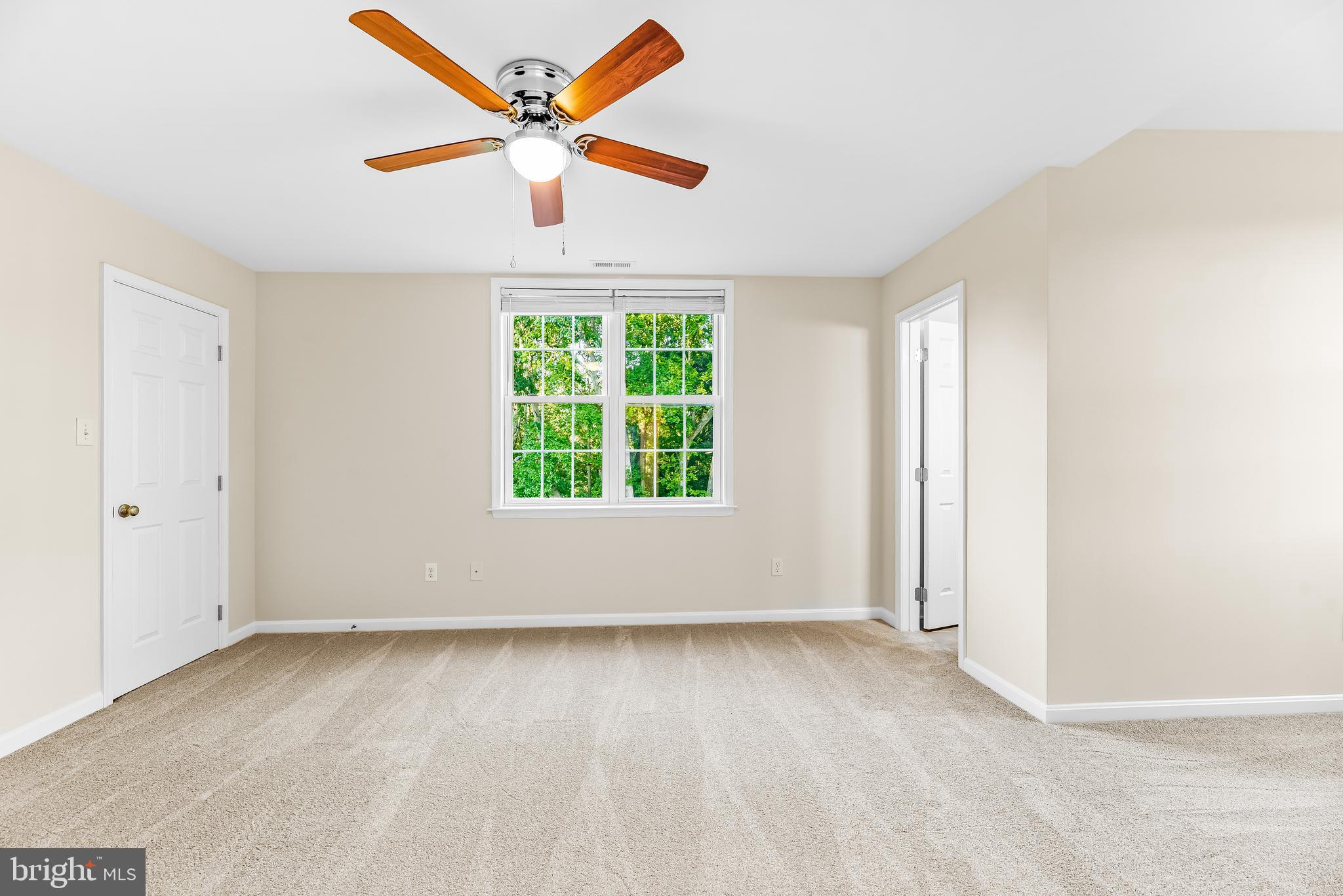 CANOE NECK CREEK - Residential