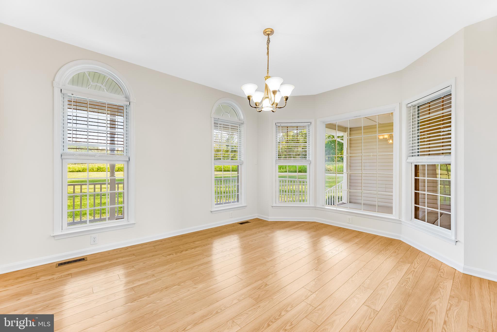 CANOE NECK CREEK - Residential