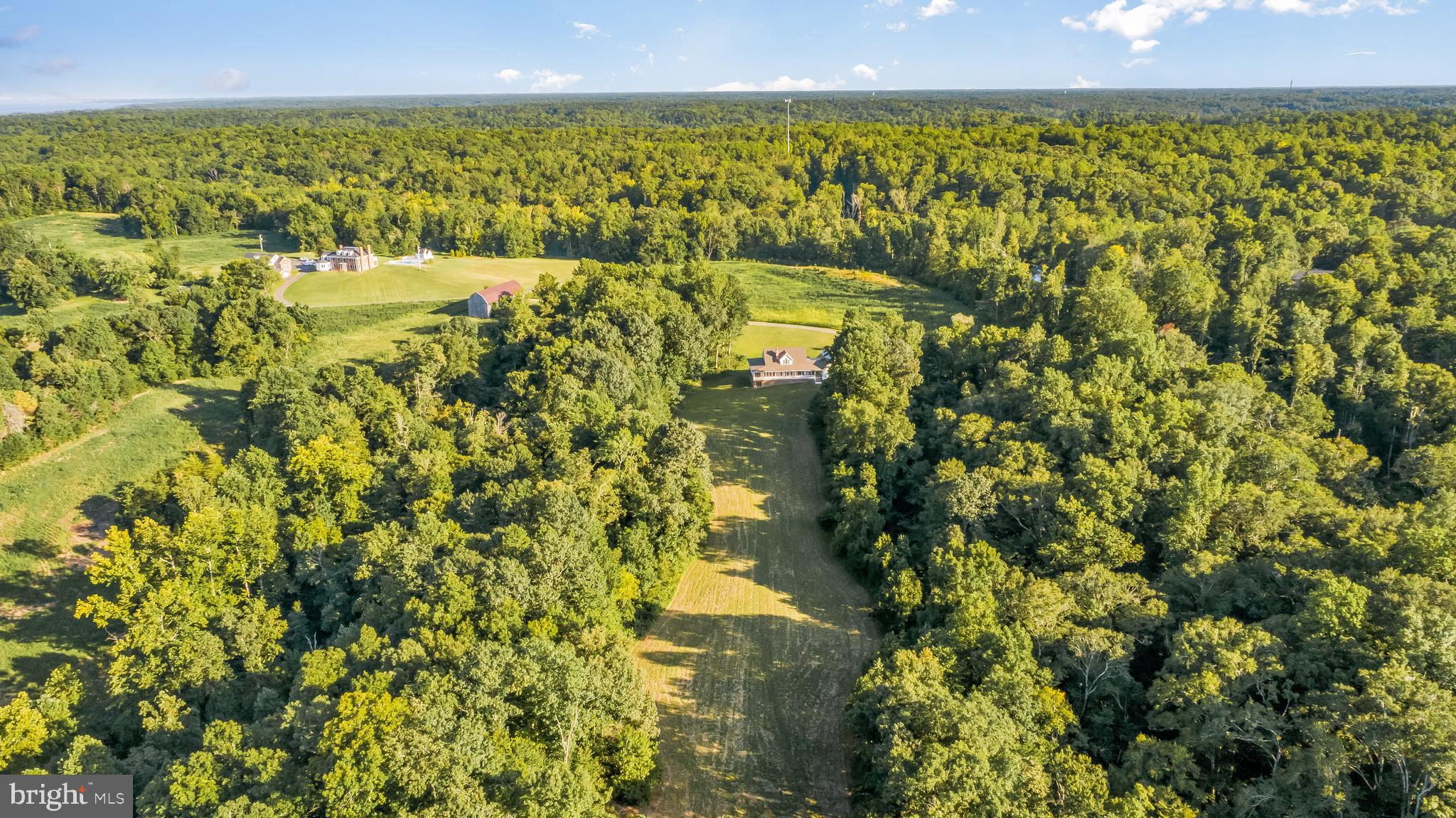 CANOE NECK CREEK - Residential