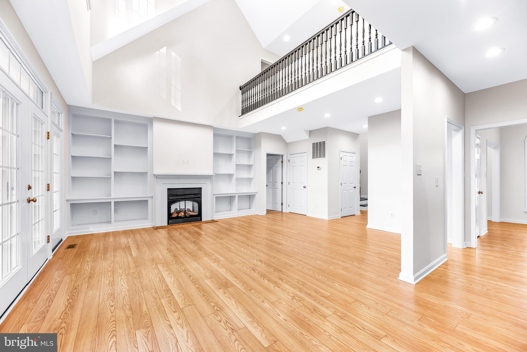 CANOE NECK CREEK - Residential