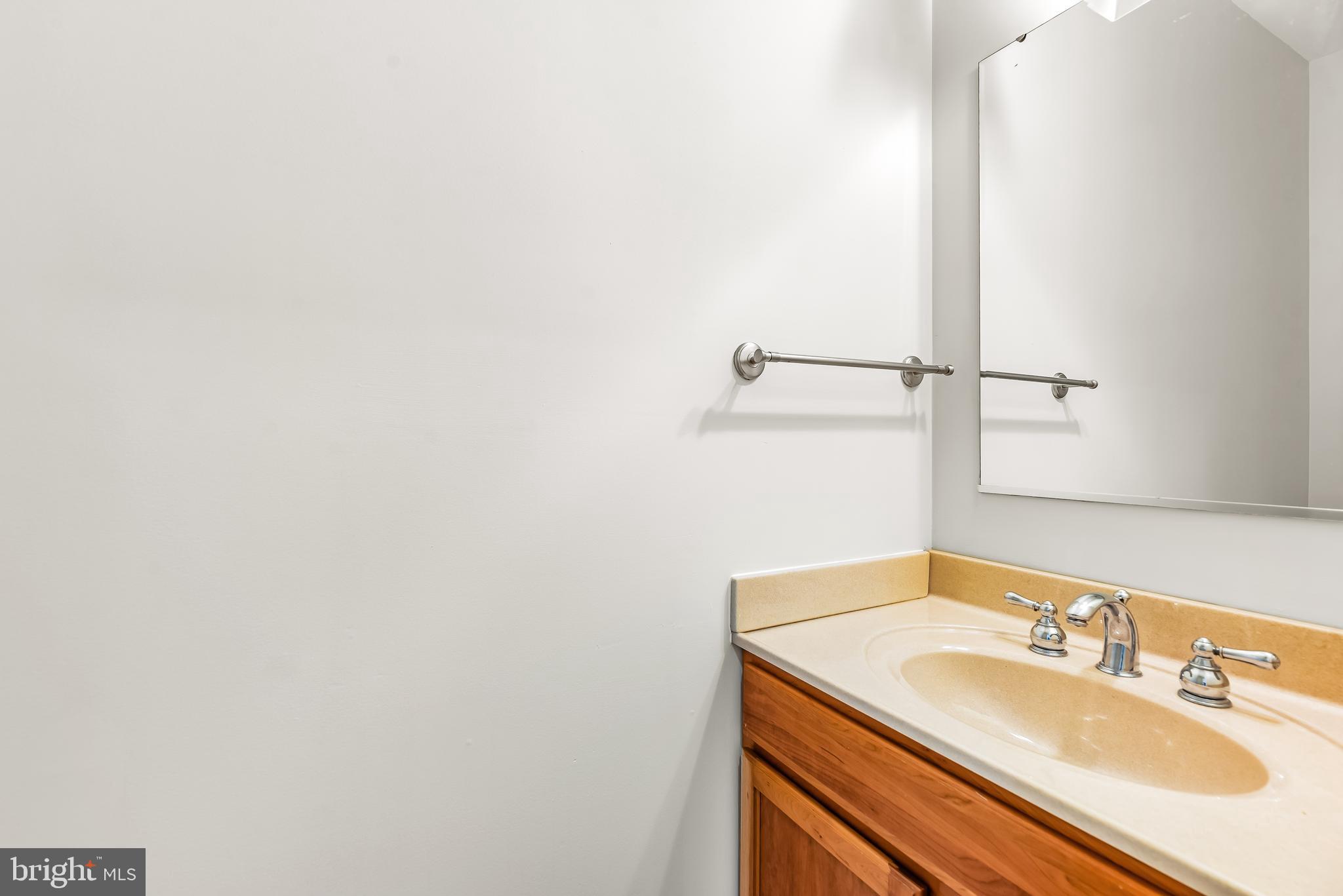 CANOE NECK CREEK - Residential