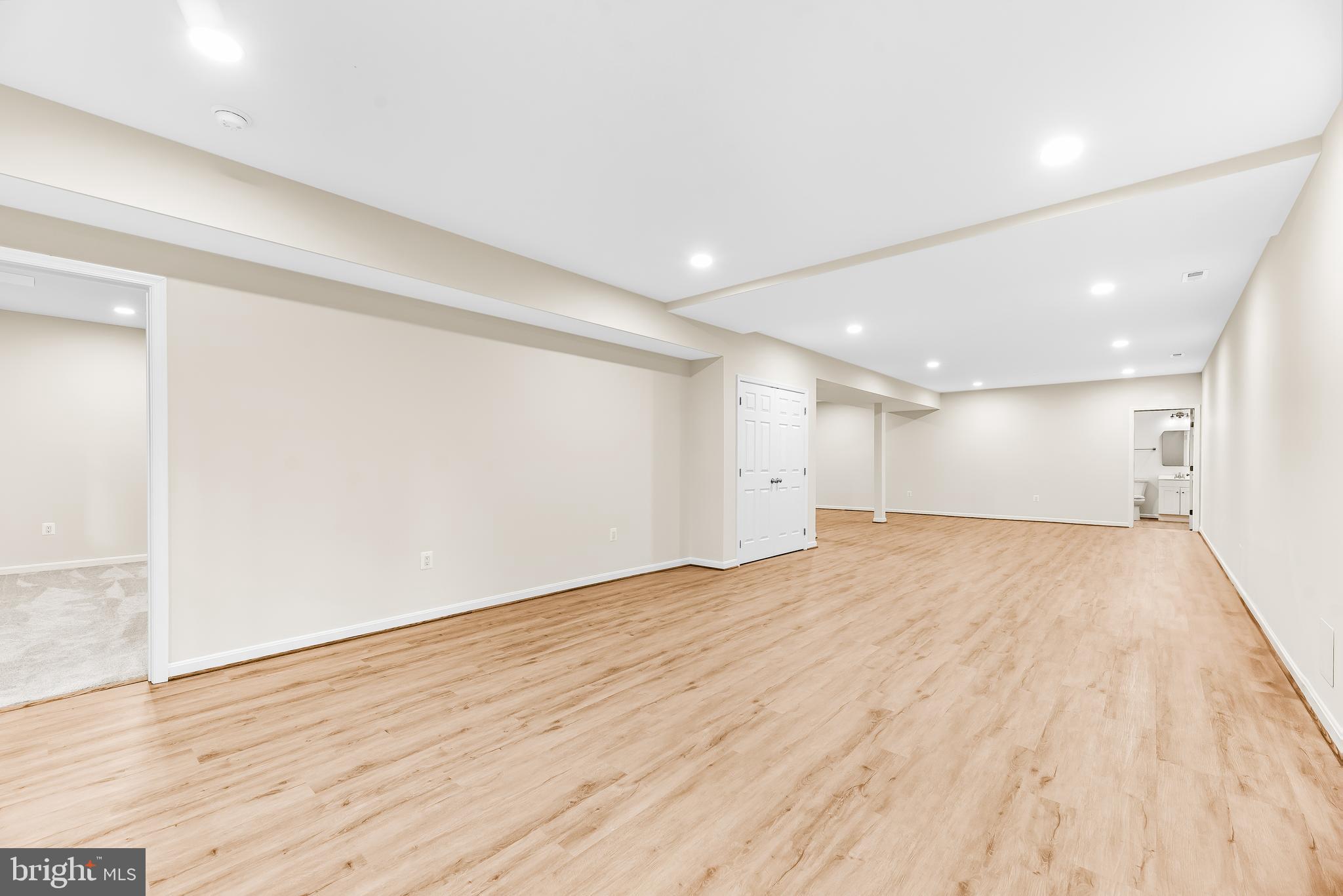 CANOE NECK CREEK - Residential