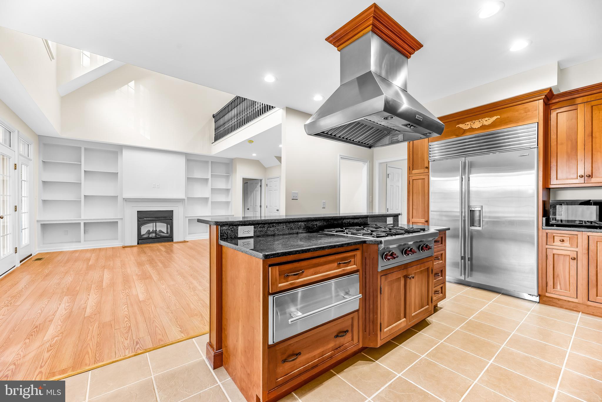 CANOE NECK CREEK - Residential