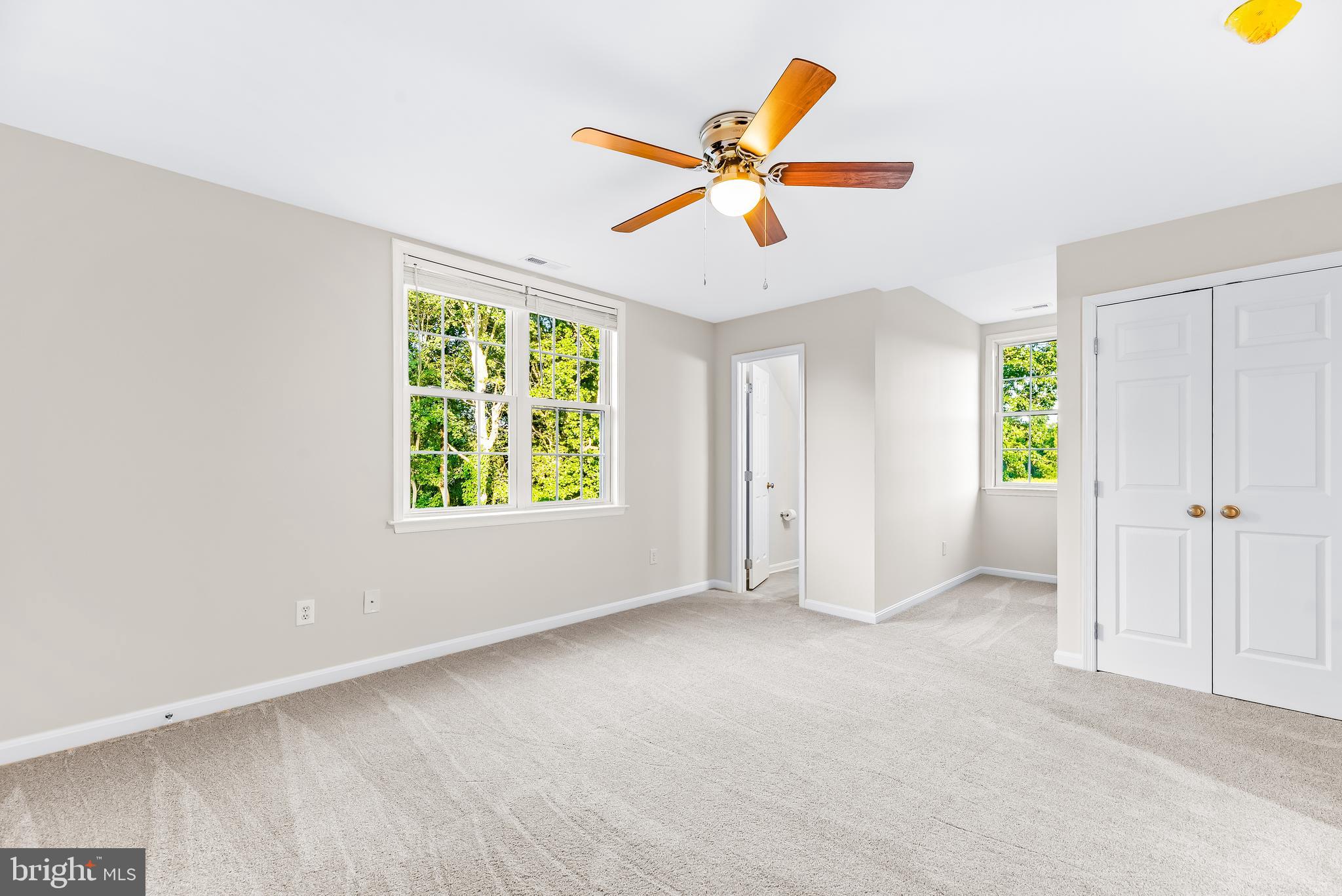 CANOE NECK CREEK - Residential