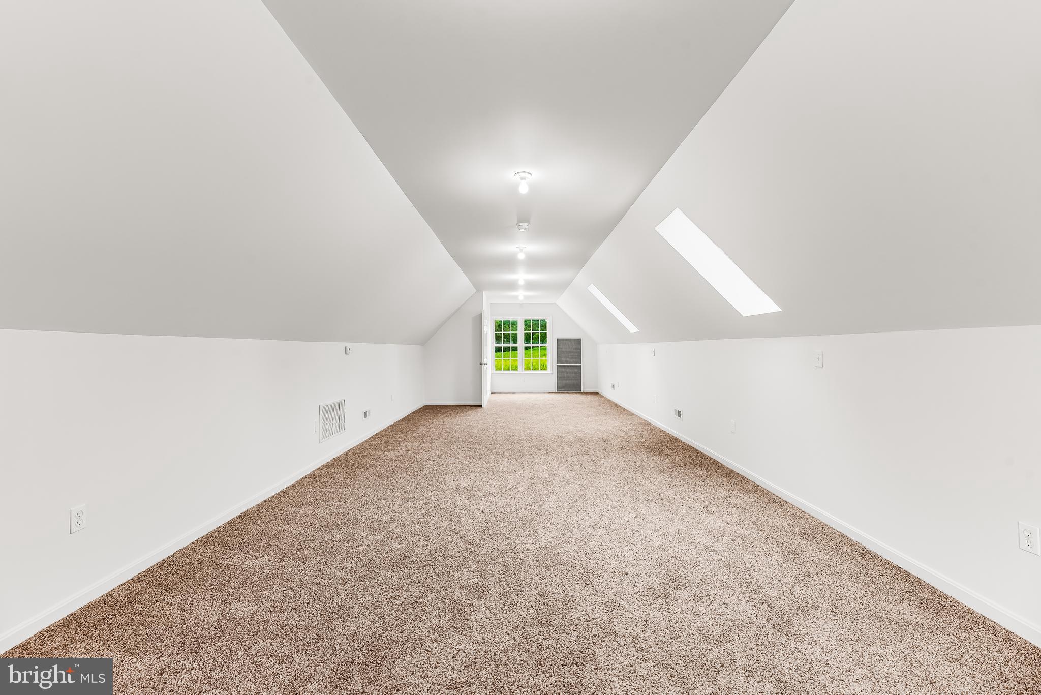 CANOE NECK CREEK - Residential