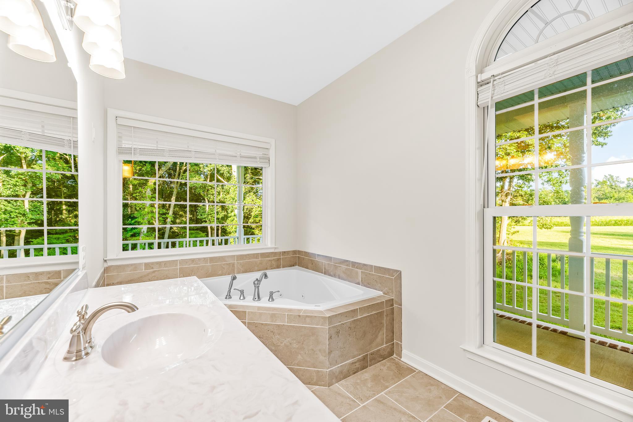 CANOE NECK CREEK - Residential