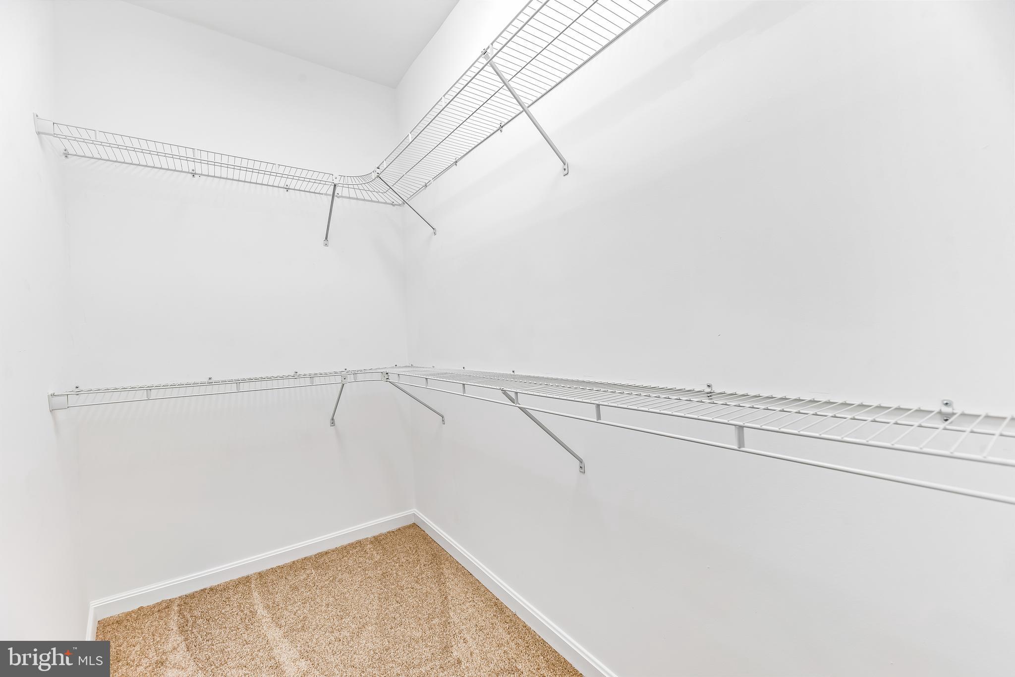 CANOE NECK CREEK - Residential