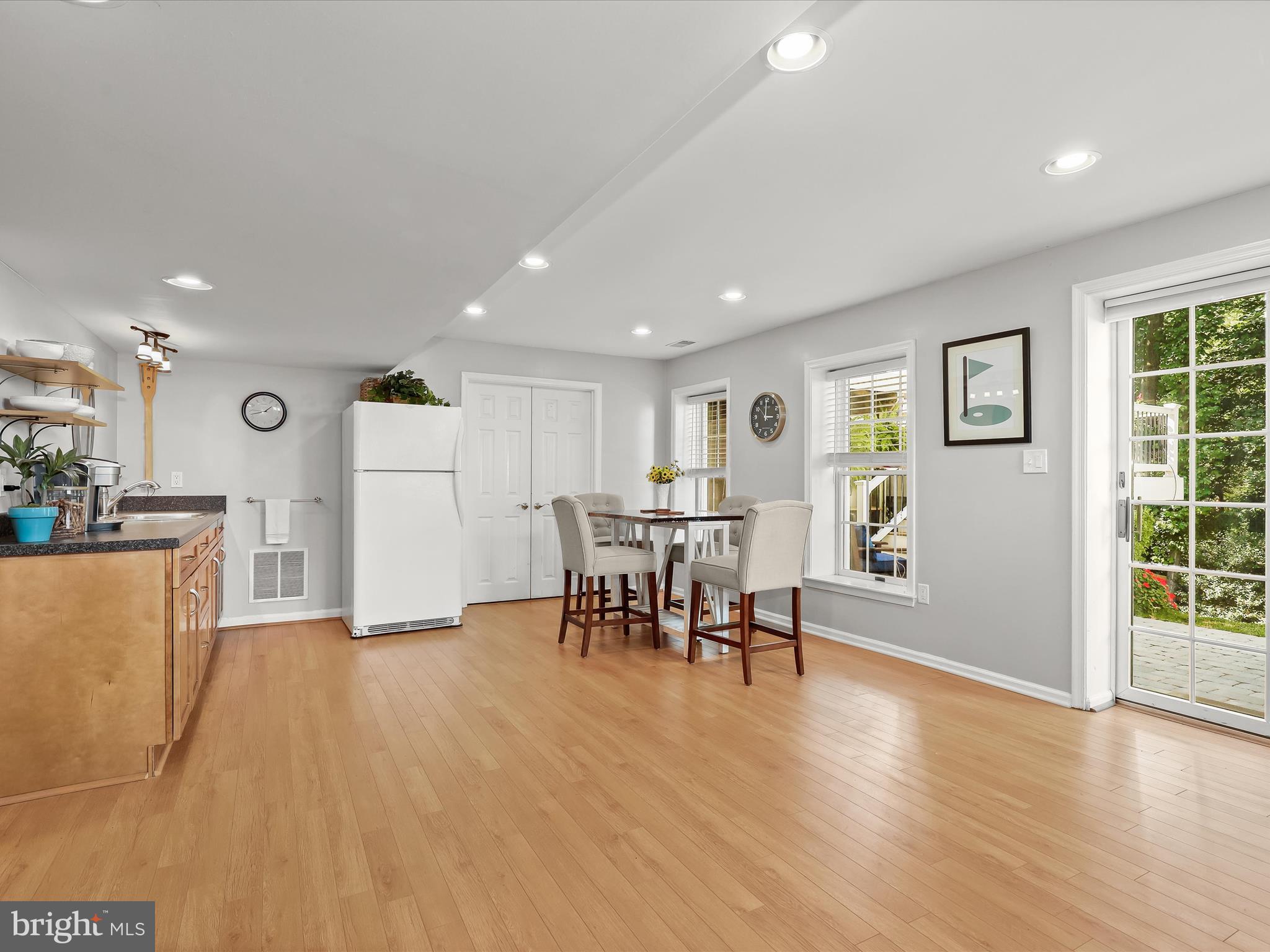 POINTERS RUN - Residential