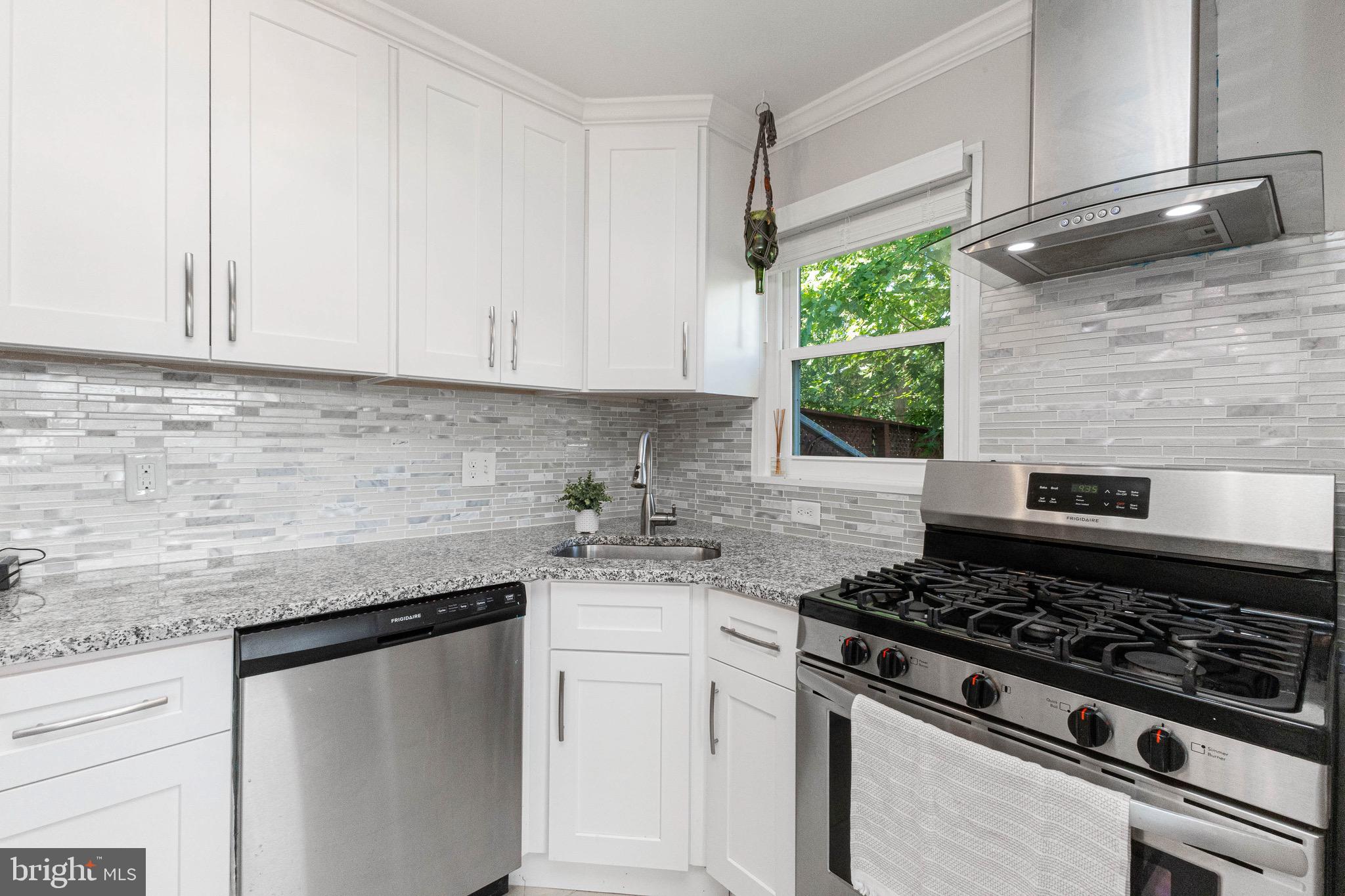 BEACON MANOR - Residential