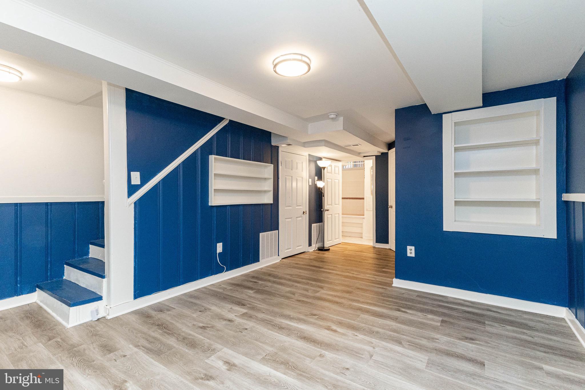 BEACON MANOR - Residential