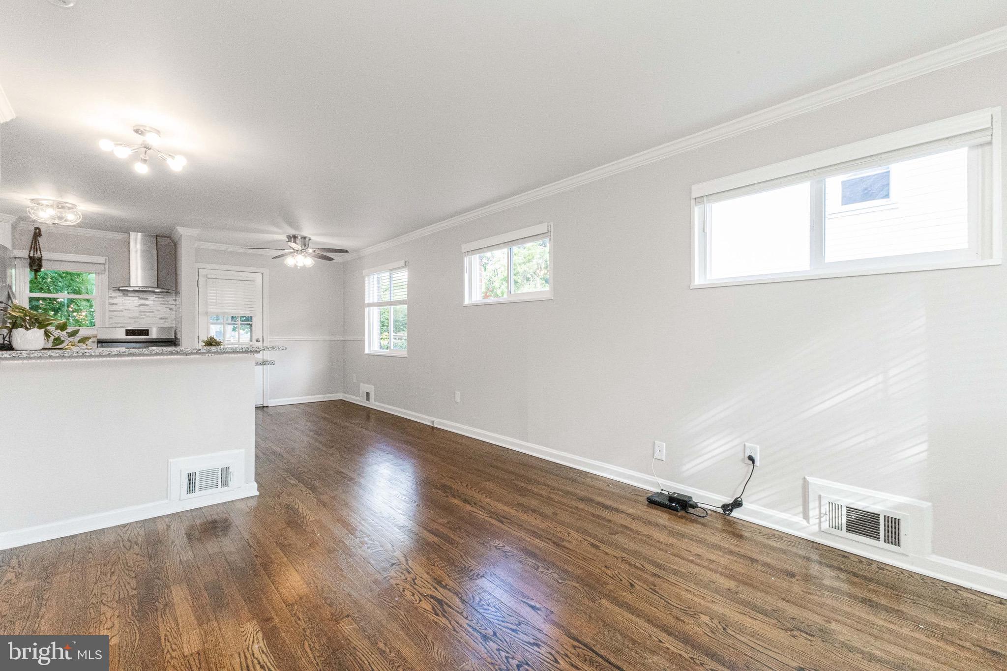 BEACON MANOR - Residential