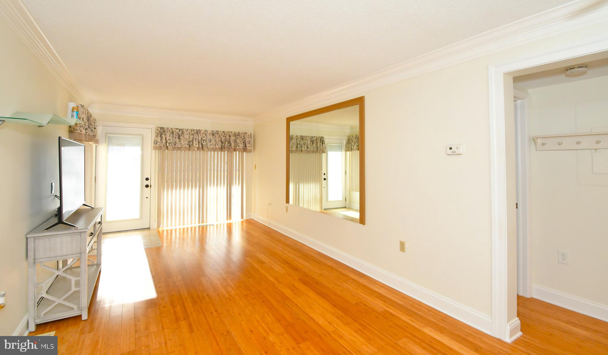 206 N HERON DRIVE 15