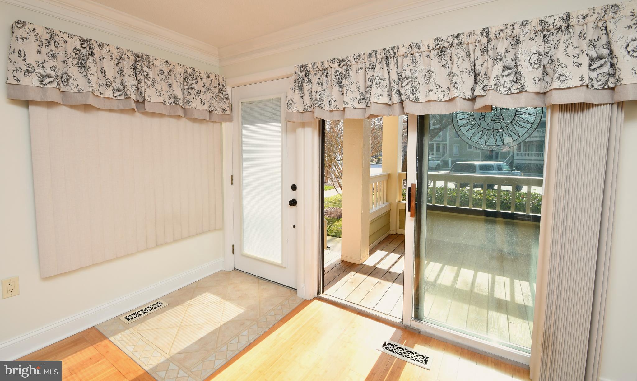 206 N HERON DRIVE 15