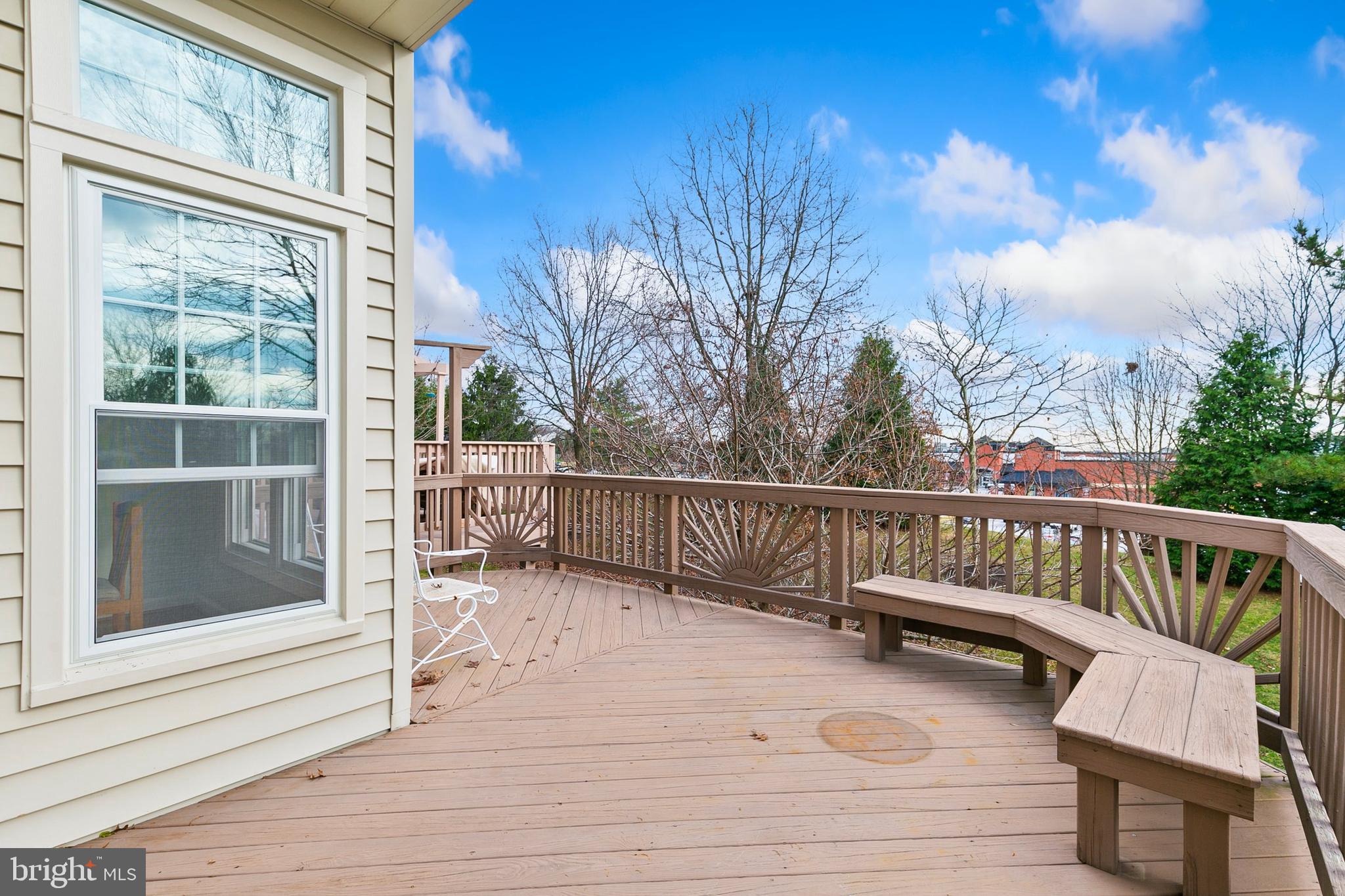 LYNDWOOD - Residential