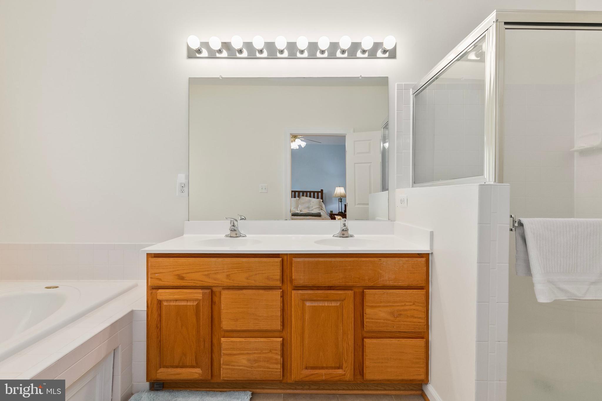 LYNDWOOD - Residential