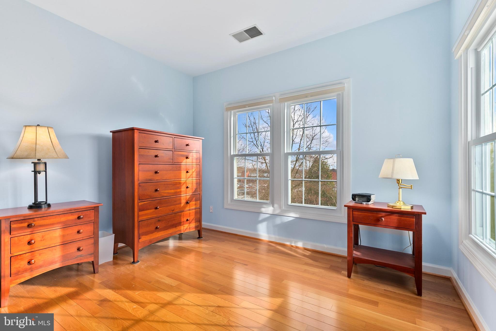 LYNDWOOD - Residential