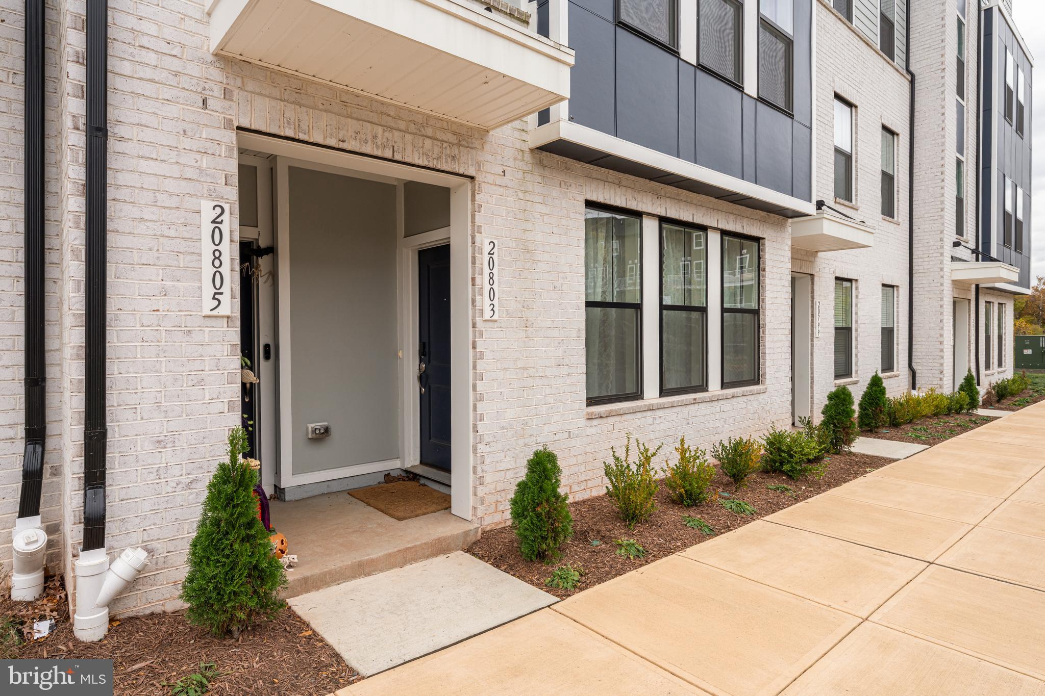 20803 WOOD QUAY DRIVE