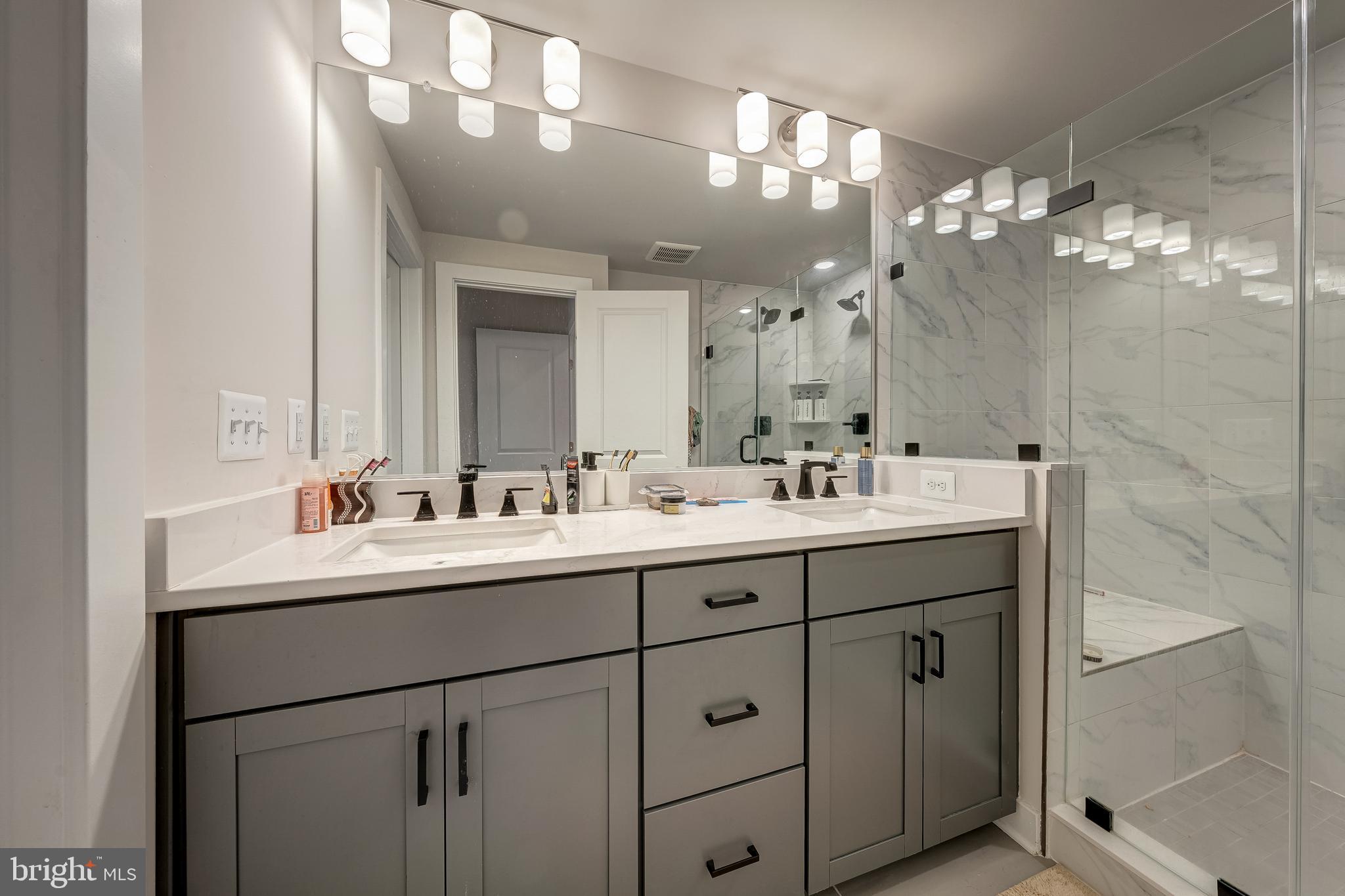 STERLING - Residential Lease