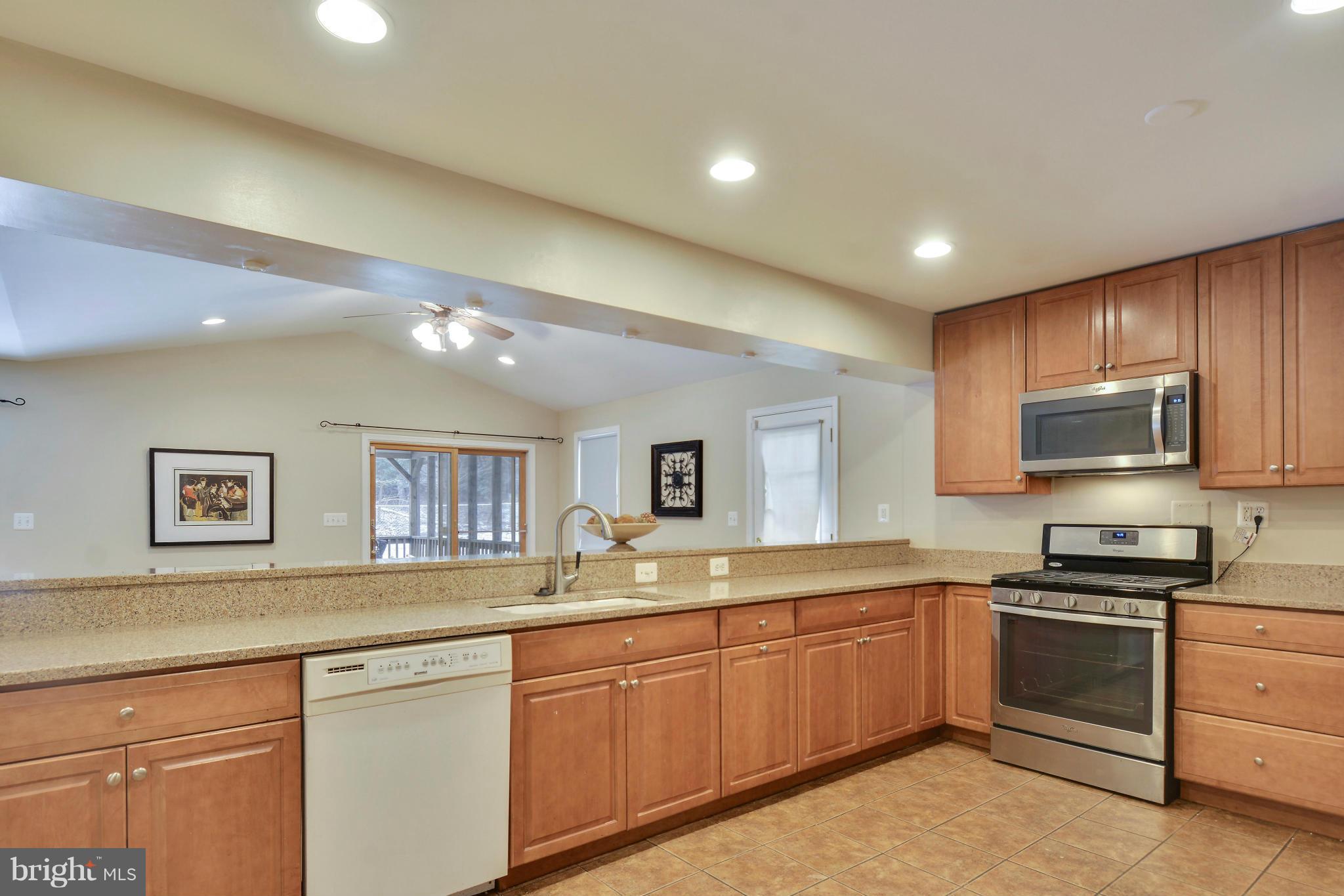 CALVERTON - Residential