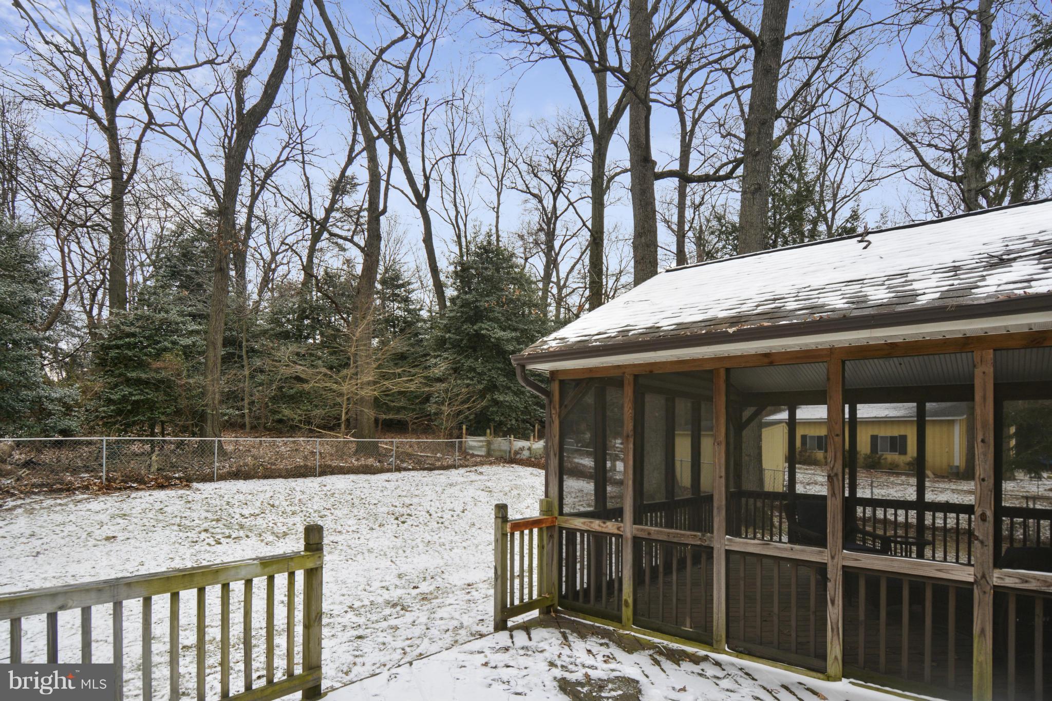 CALVERTON - Residential