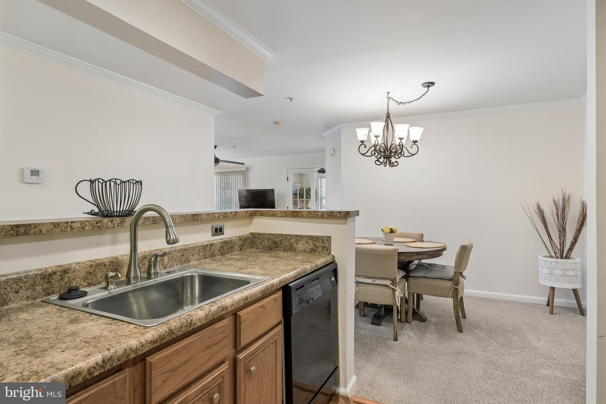 STRATFORD CONDO BULL RUN - Residential
