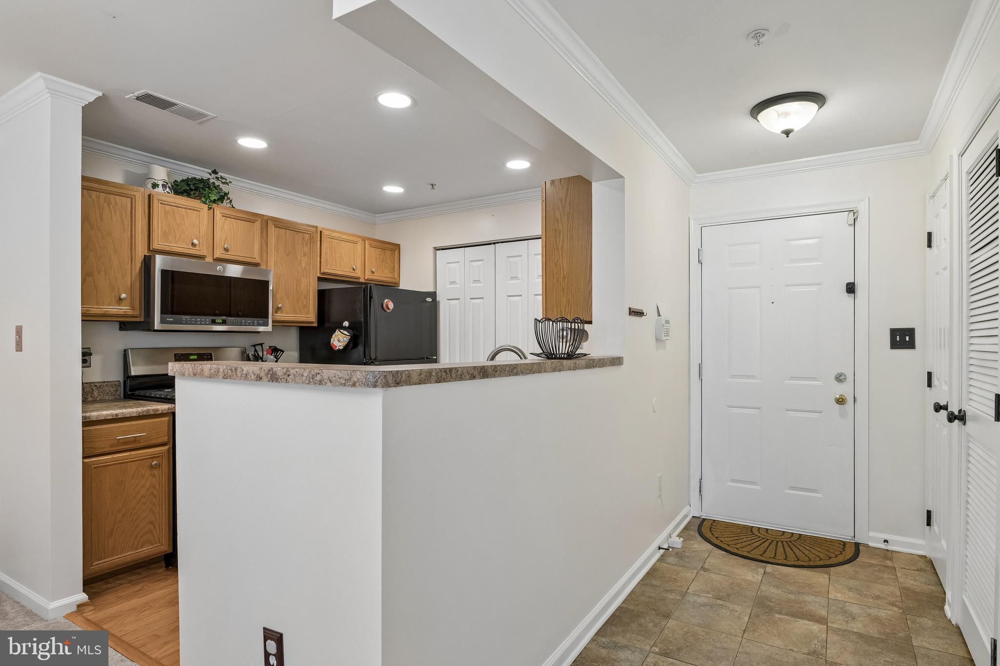 STRATFORD CONDO BULL RUN - Residential