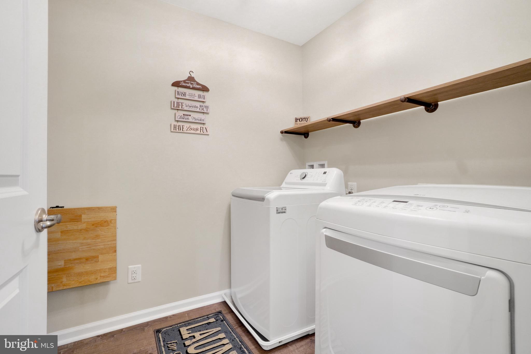 FREEDOM CROSSING - Residential