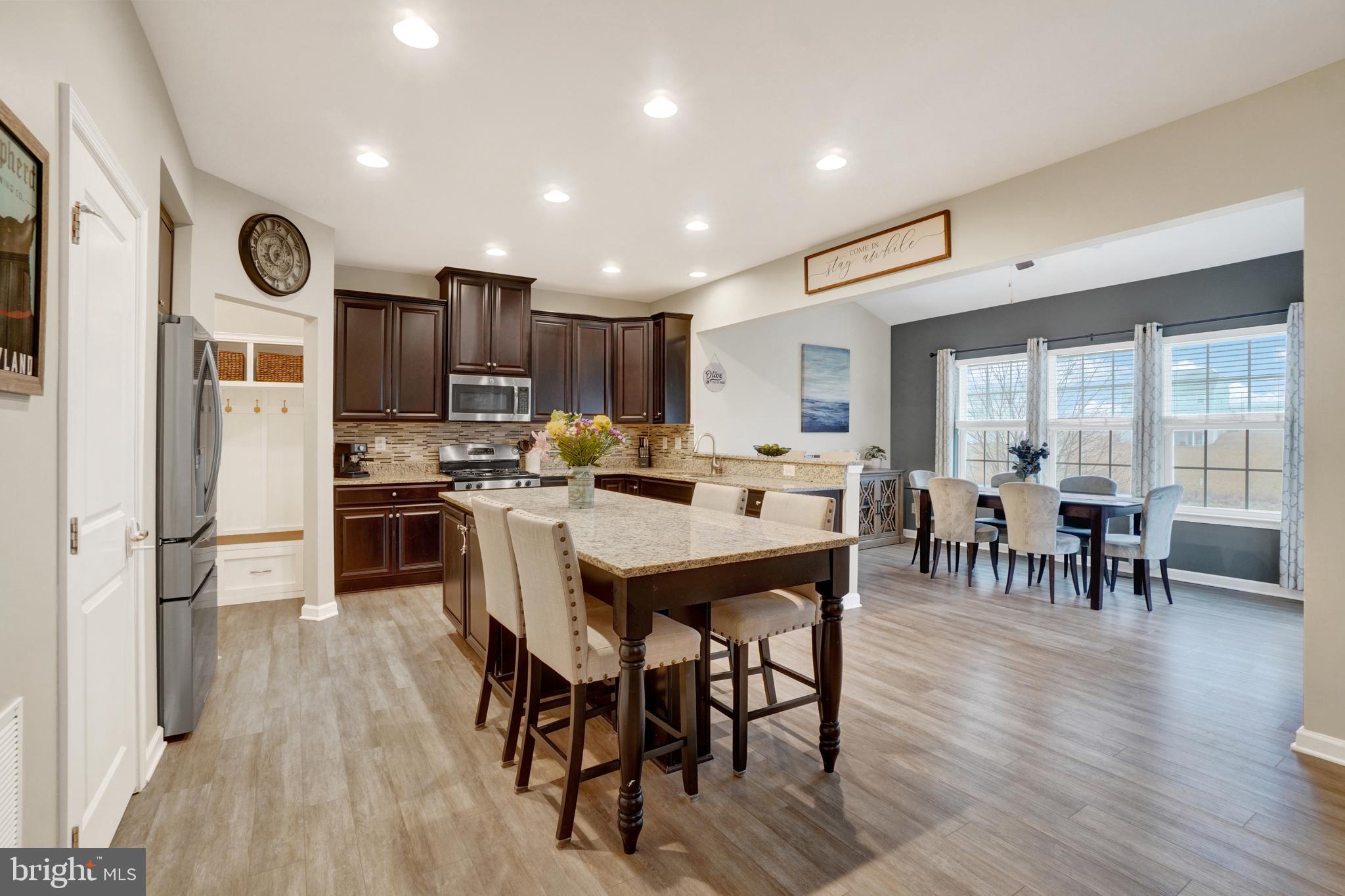 FREEDOM CROSSING - Residential