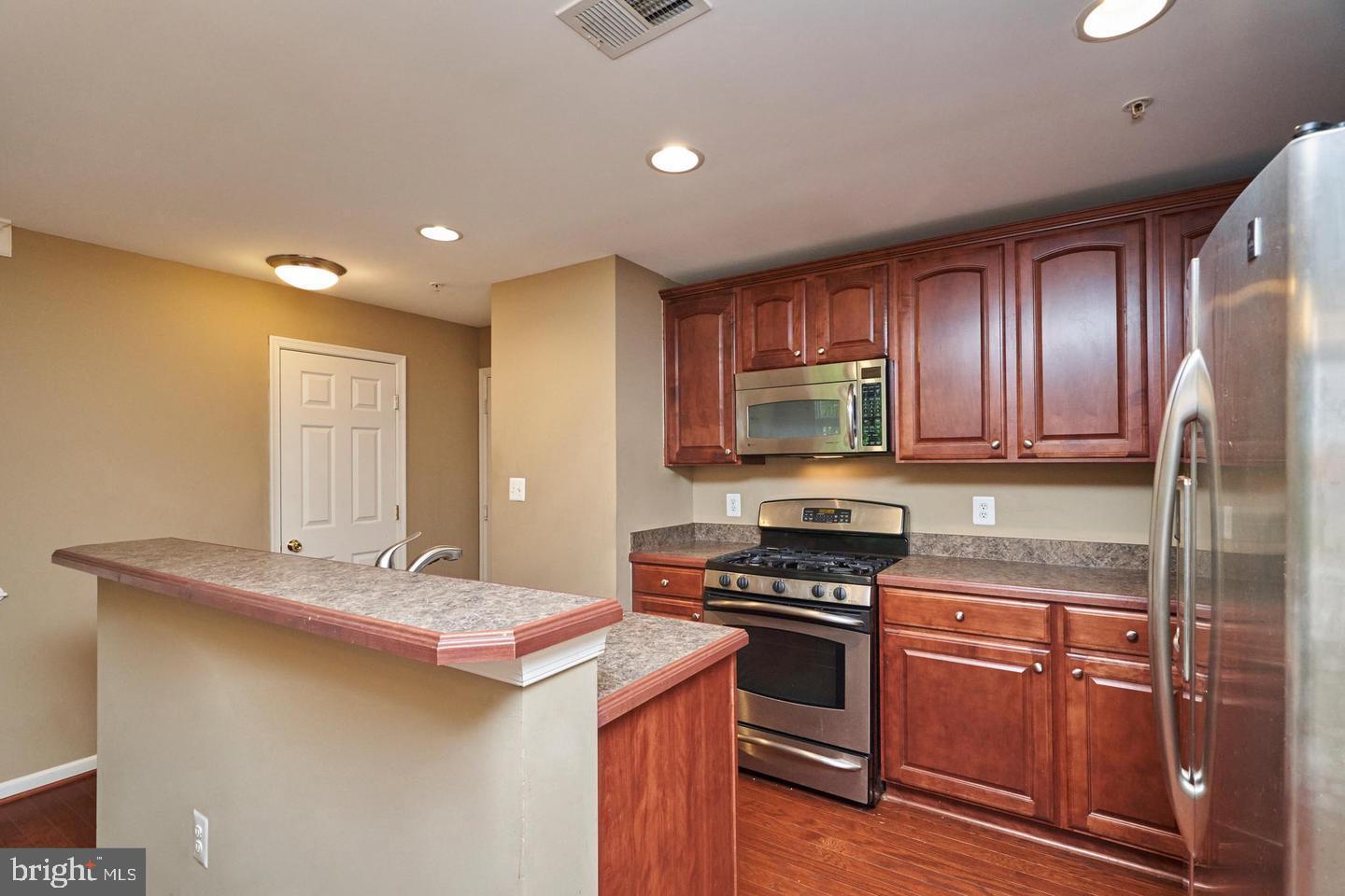 EAST MARKET AT FAIR LAKE - Residential Lease