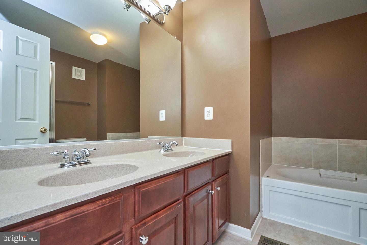 EAST MARKET AT FAIR LAKE - Residential Lease