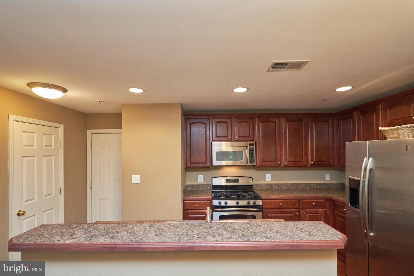 EAST MARKET AT FAIR LAKE - Residential Lease