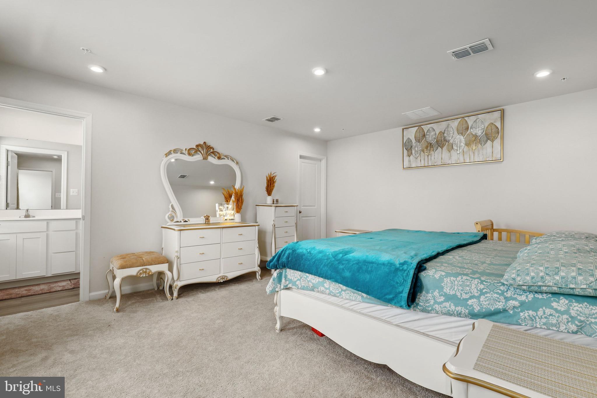 GAVER MEADOWS - Residential