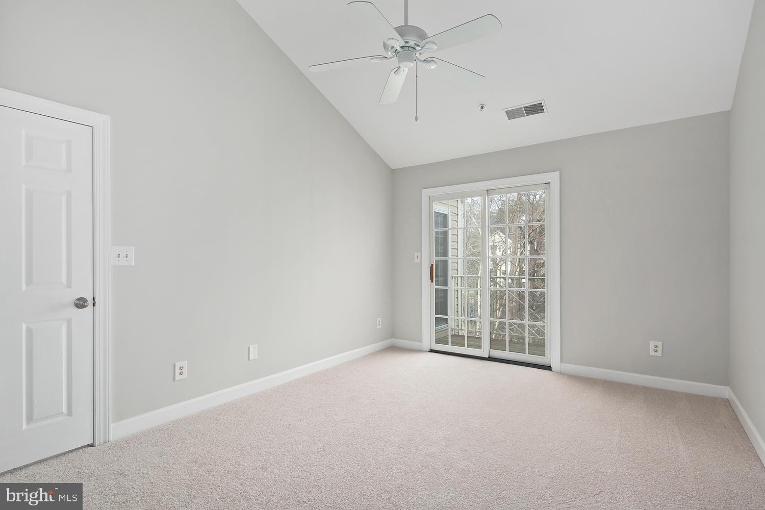 FAIRFIELD HOUSE - Residential