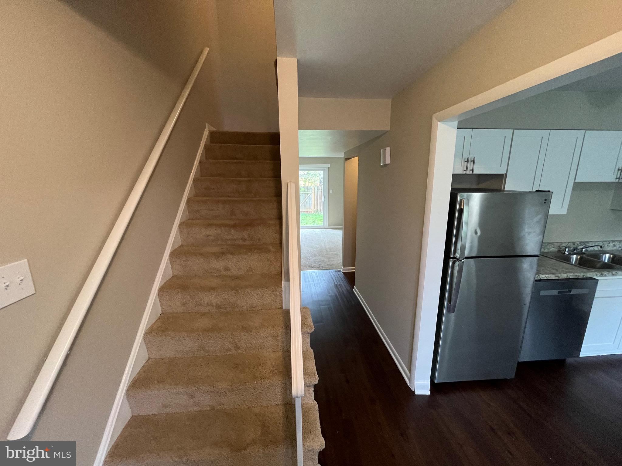 DALE CITY - Residential Lease