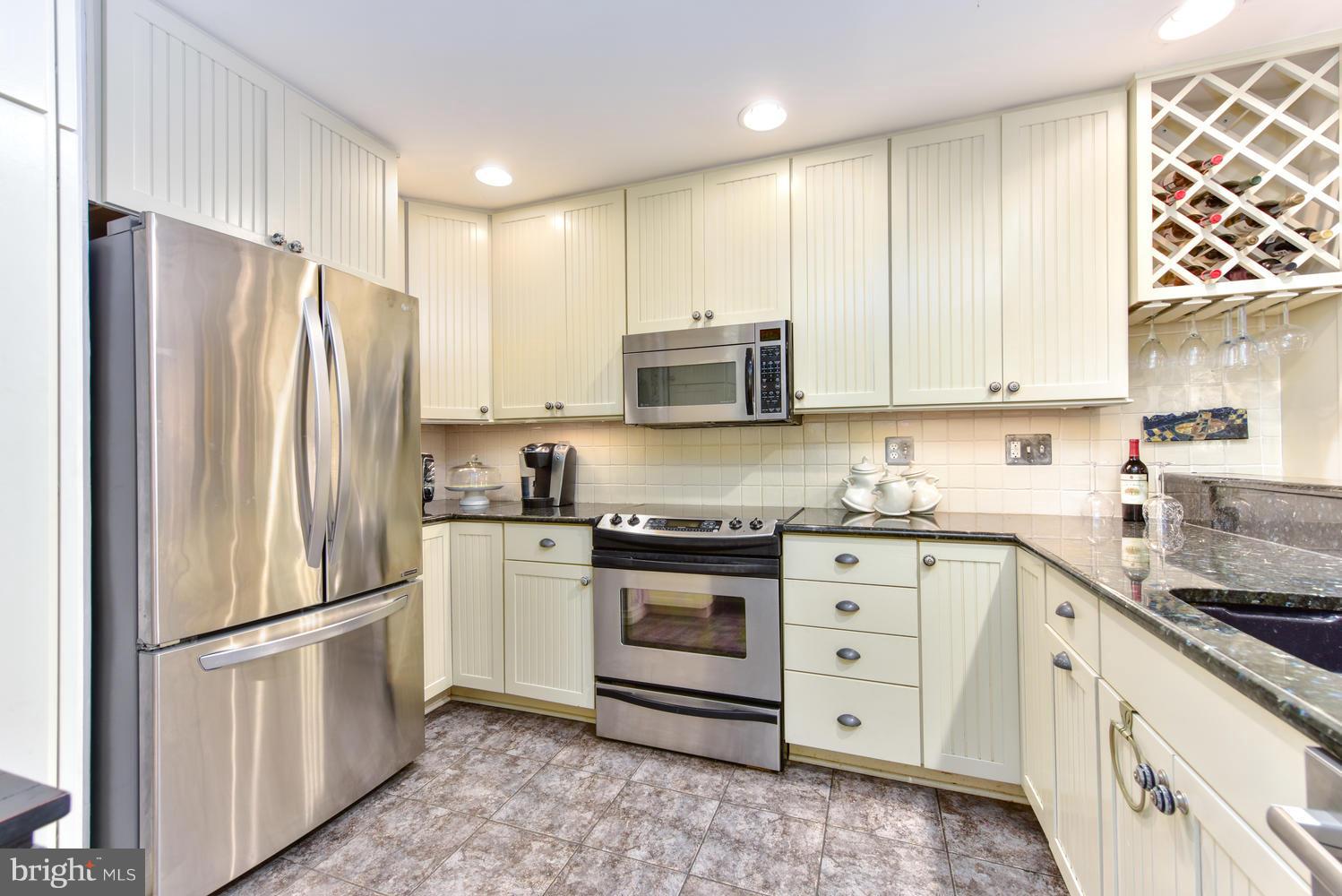 THOMAS SHELTON ESTATE - Residential