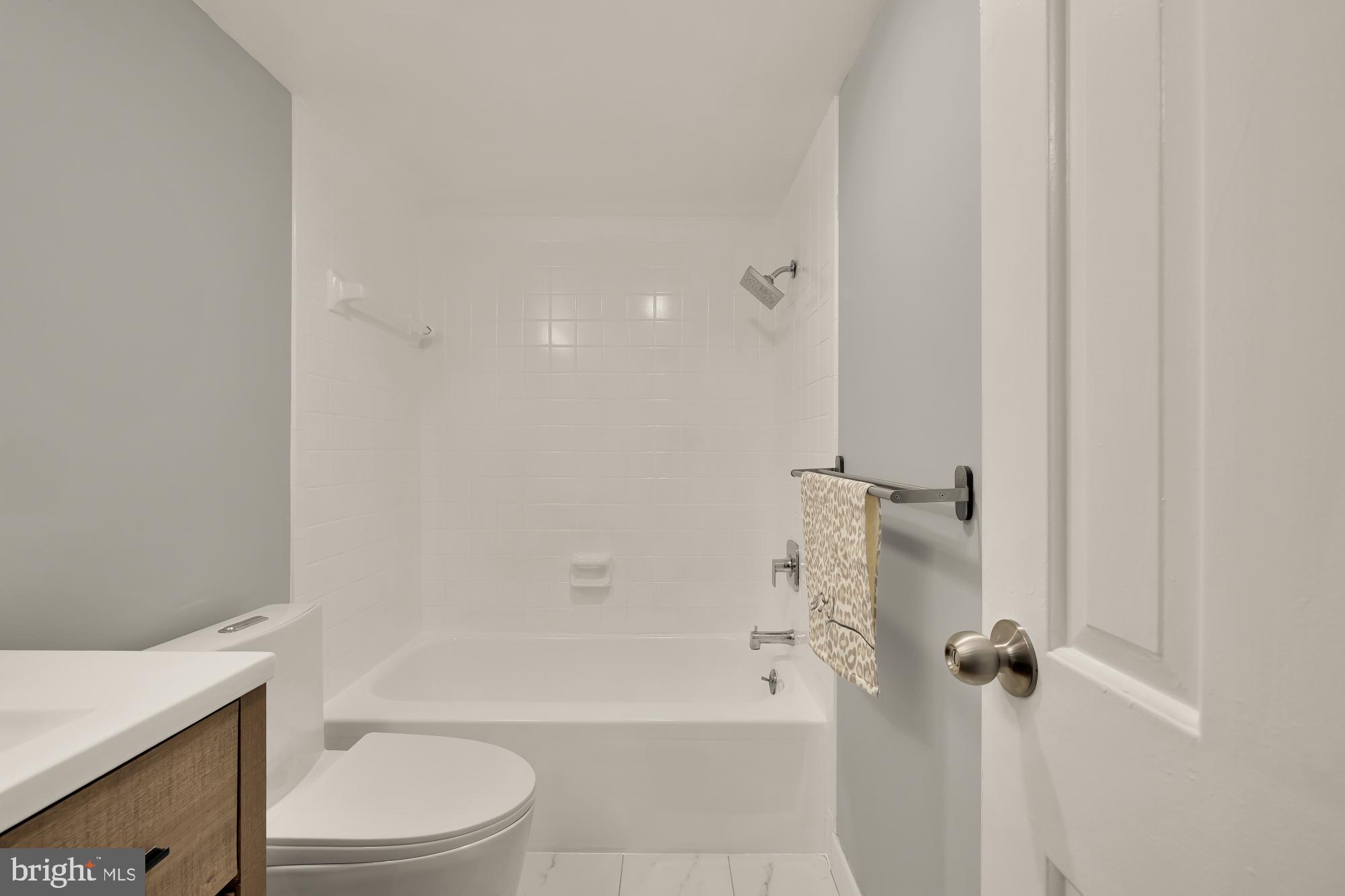 FRIENDSHIP HEIGHTS - Residential