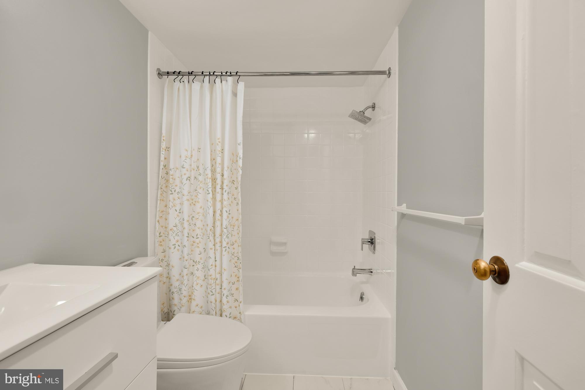 FRIENDSHIP HEIGHTS - Residential