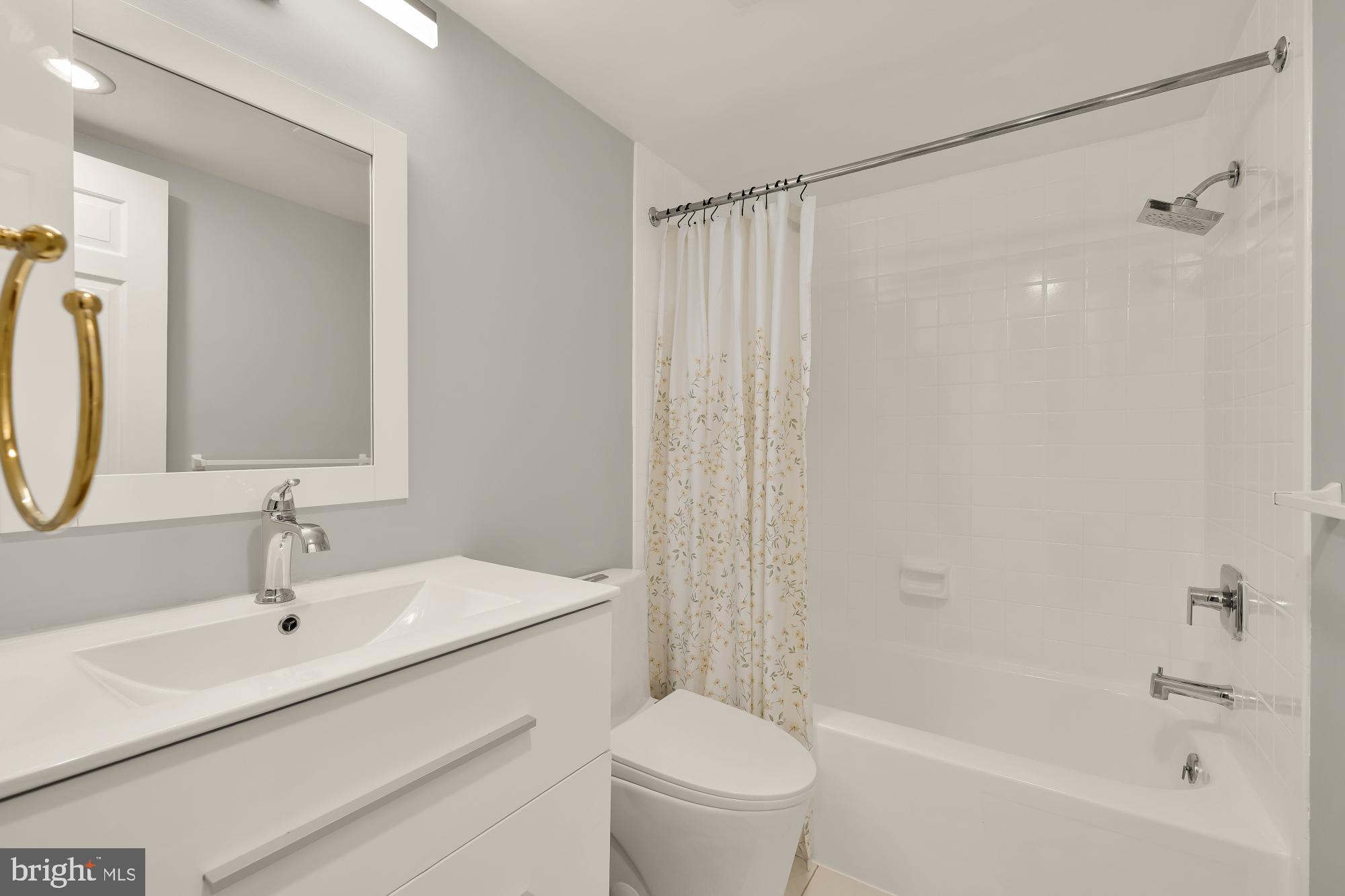 FRIENDSHIP HEIGHTS - Residential