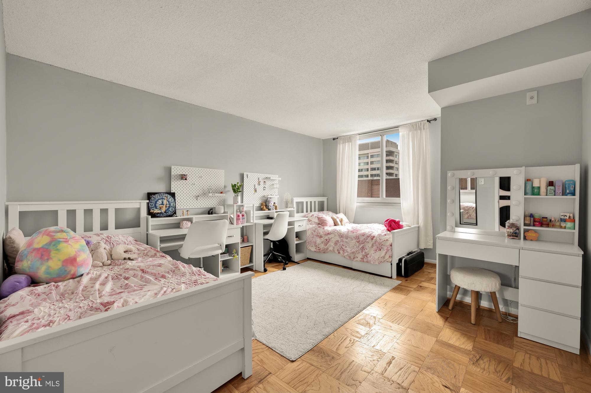 FRIENDSHIP HEIGHTS - Residential