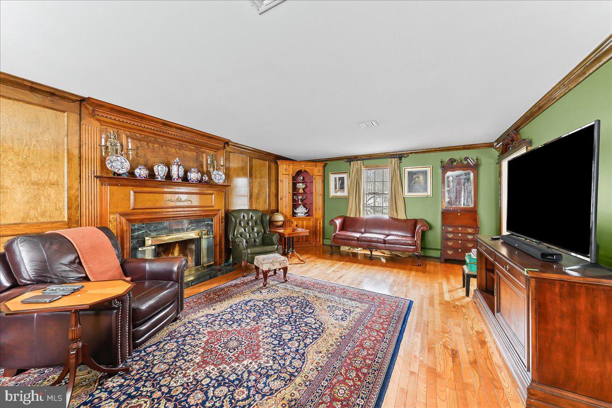 HAMORTON WOODS - Residential