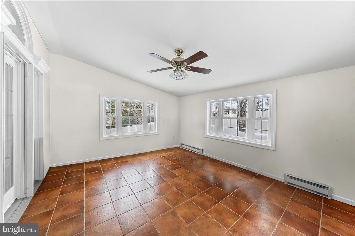 HAMORTON WOODS - Residential