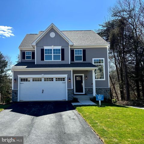 Homes For Sale - 9425 Fairview Avenue<br/> Howard County, LAUREL, MD 20723