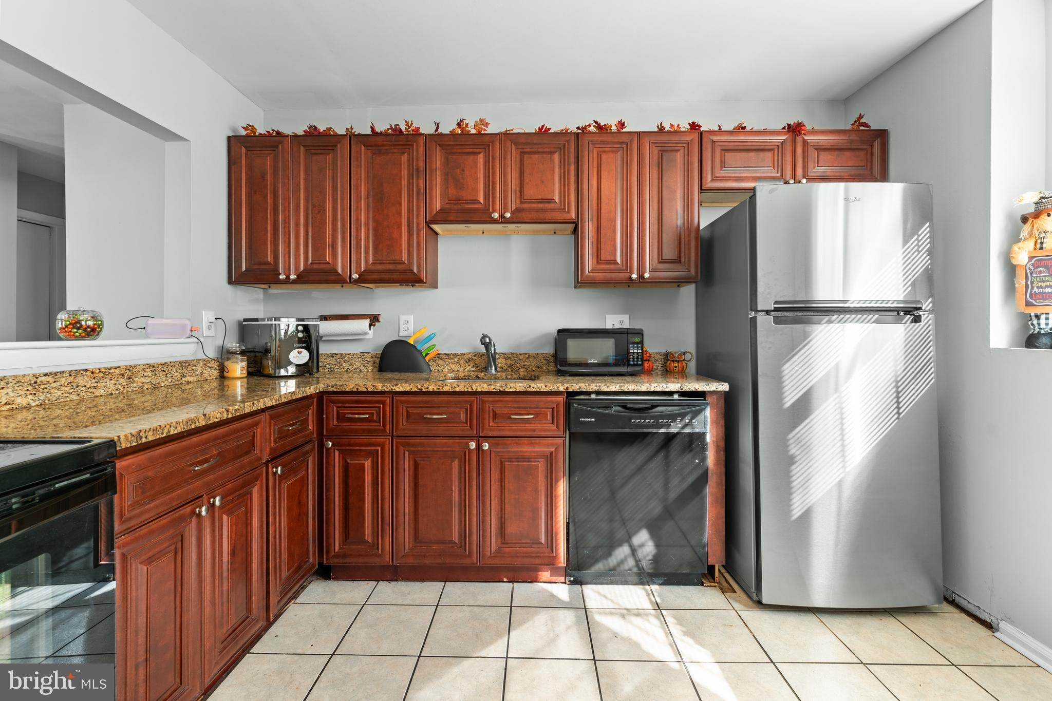 CIPRIANO SPRINGS CONDO - Residential