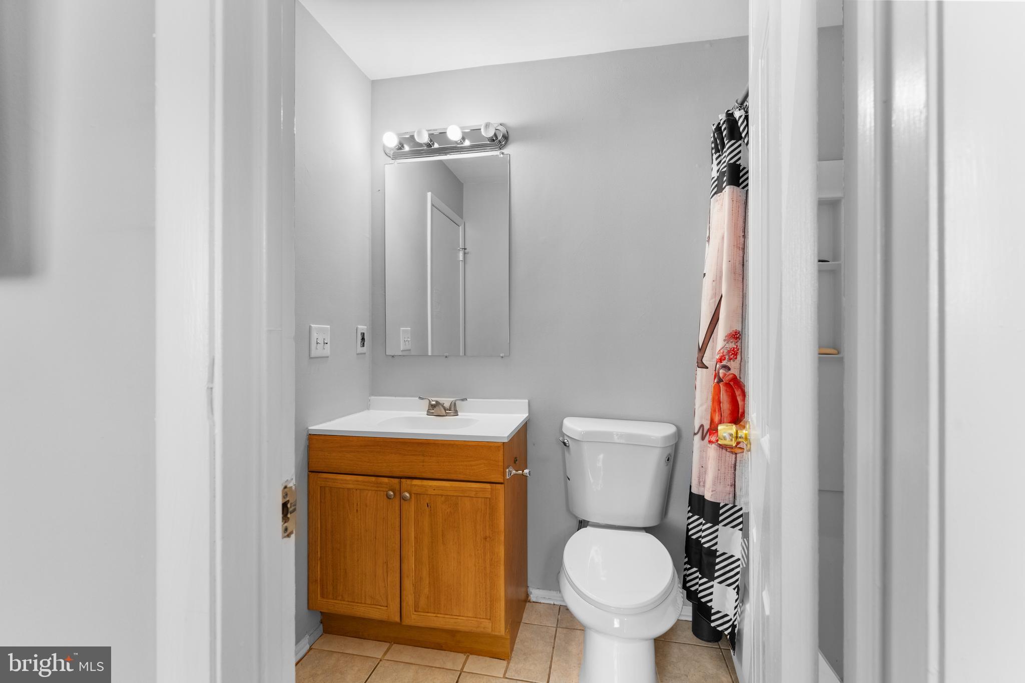 CIPRIANO SPRINGS CONDO - Residential