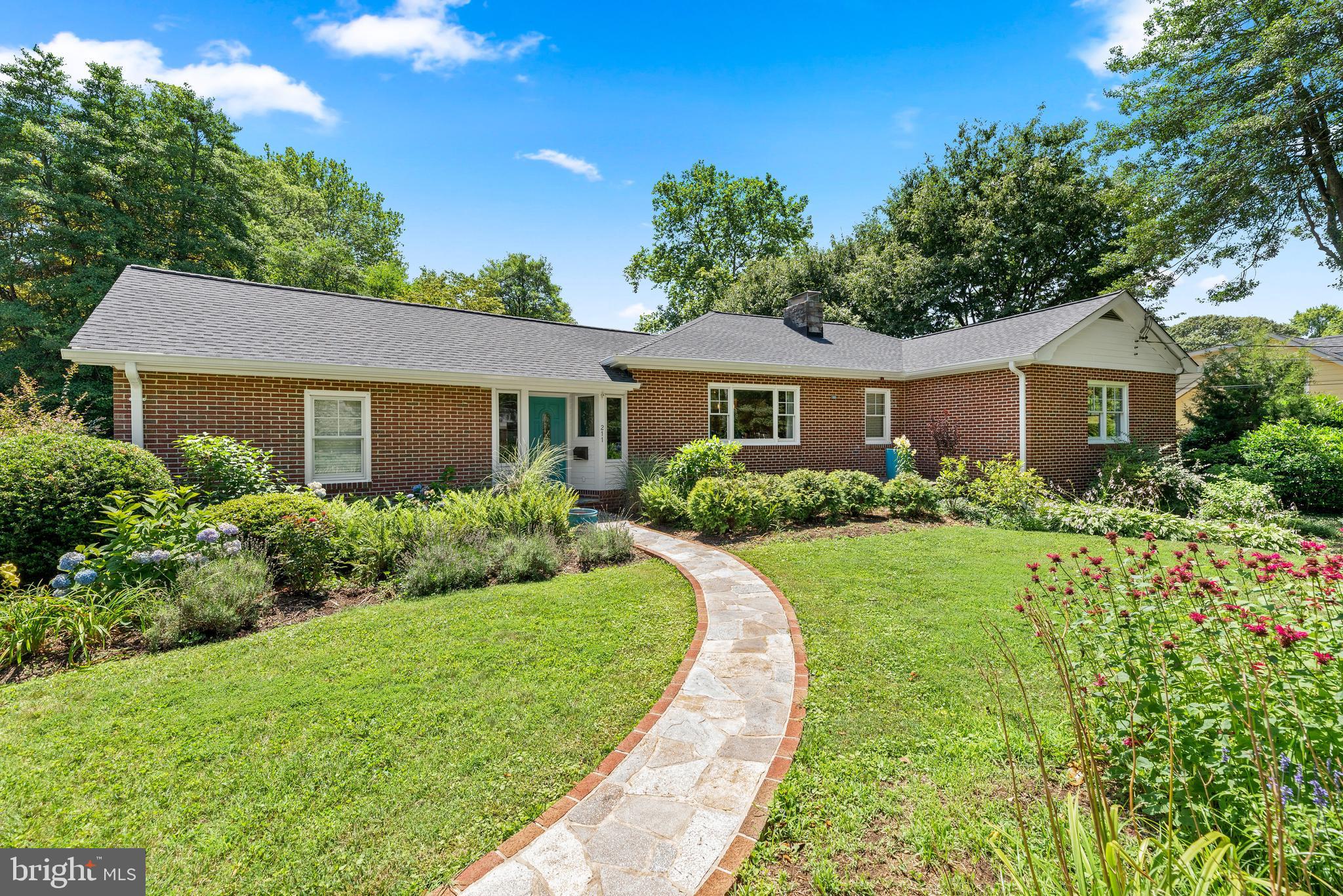 OLDE SEVERNA PARK - Residential