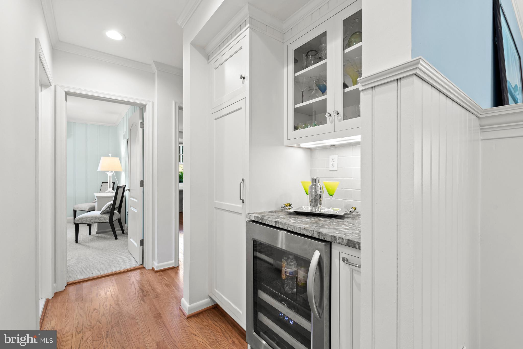 OLDE SEVERNA PARK - Residential