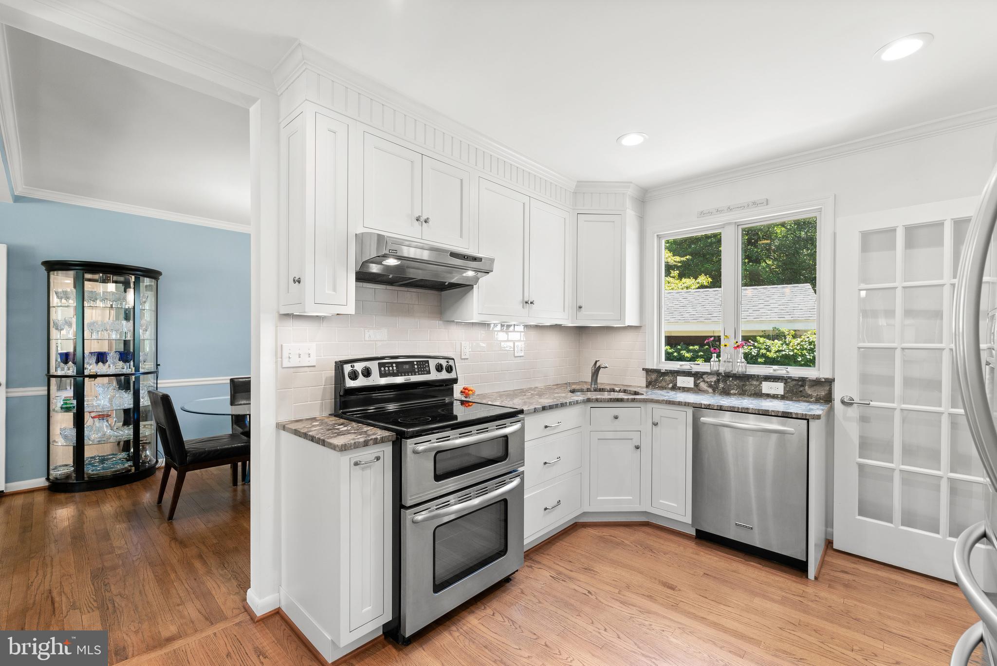 OLDE SEVERNA PARK - Residential