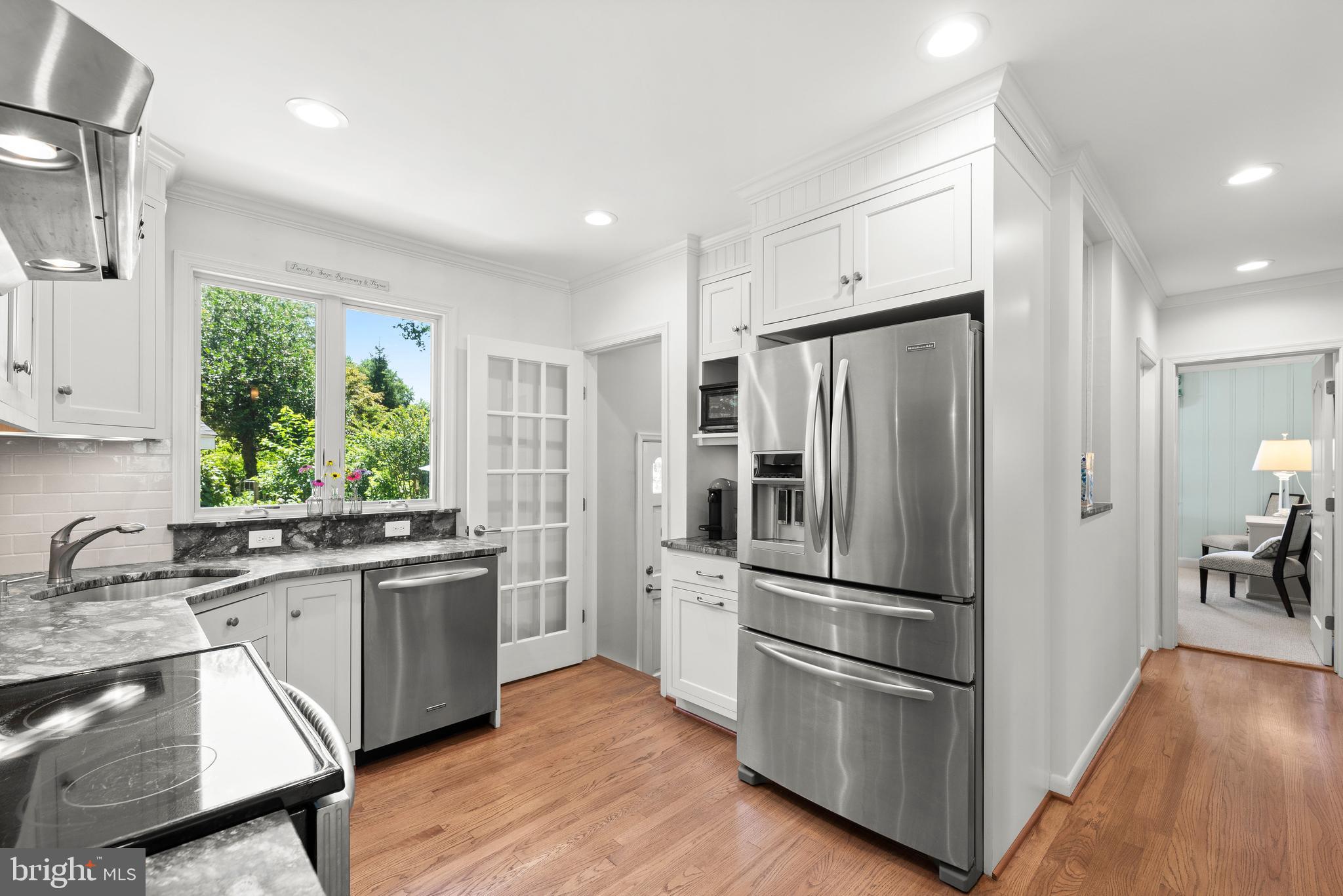 OLDE SEVERNA PARK - Residential