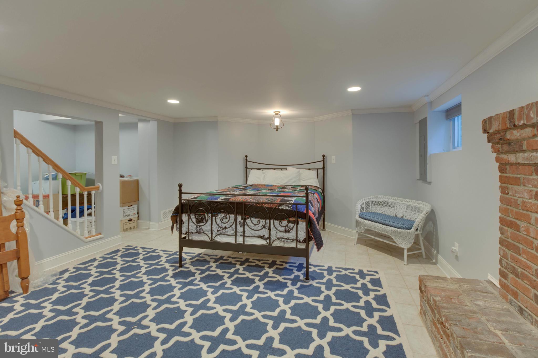 MARLAN HEIGHTS - Residential Lease