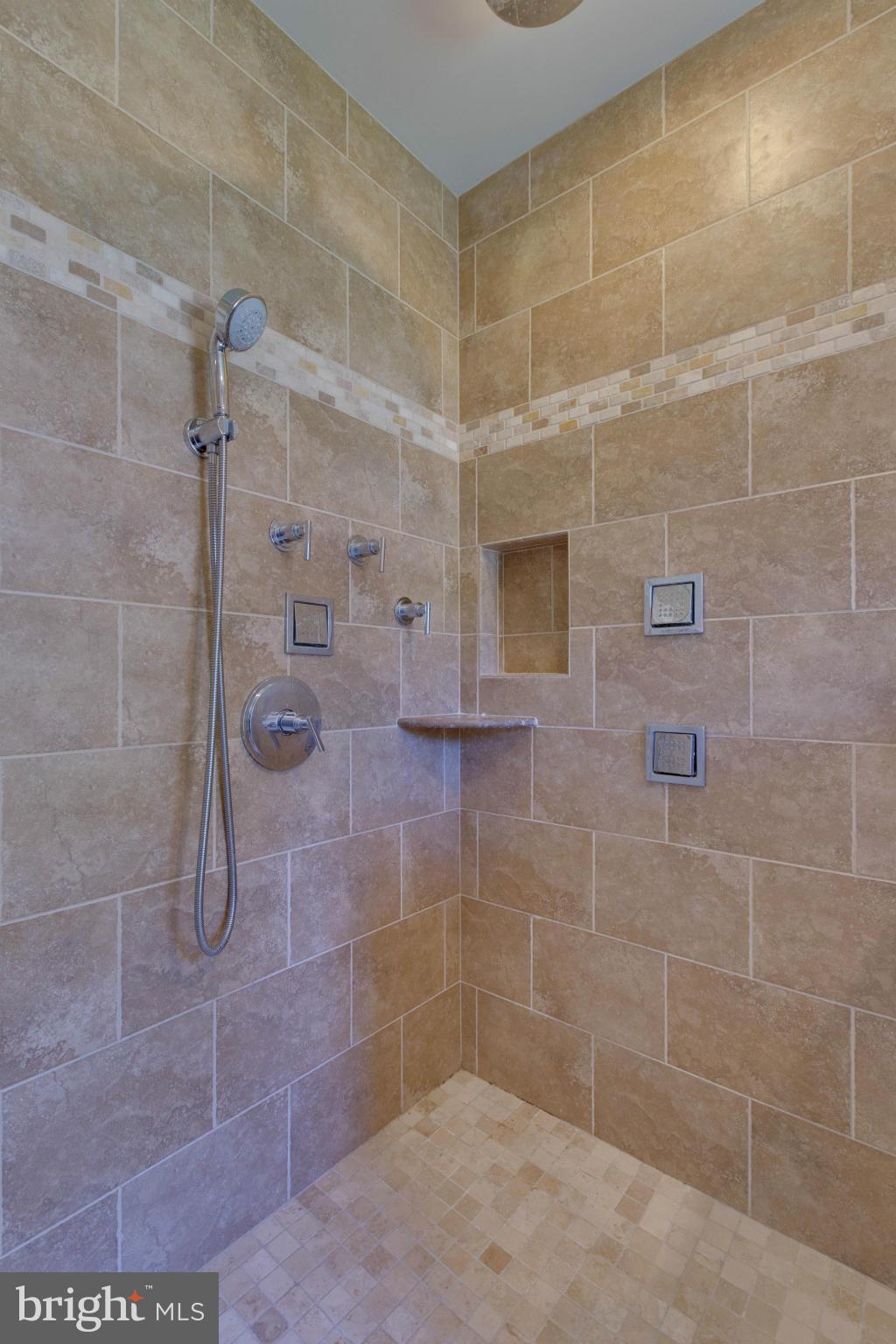 MARLAN HEIGHTS - Residential Lease